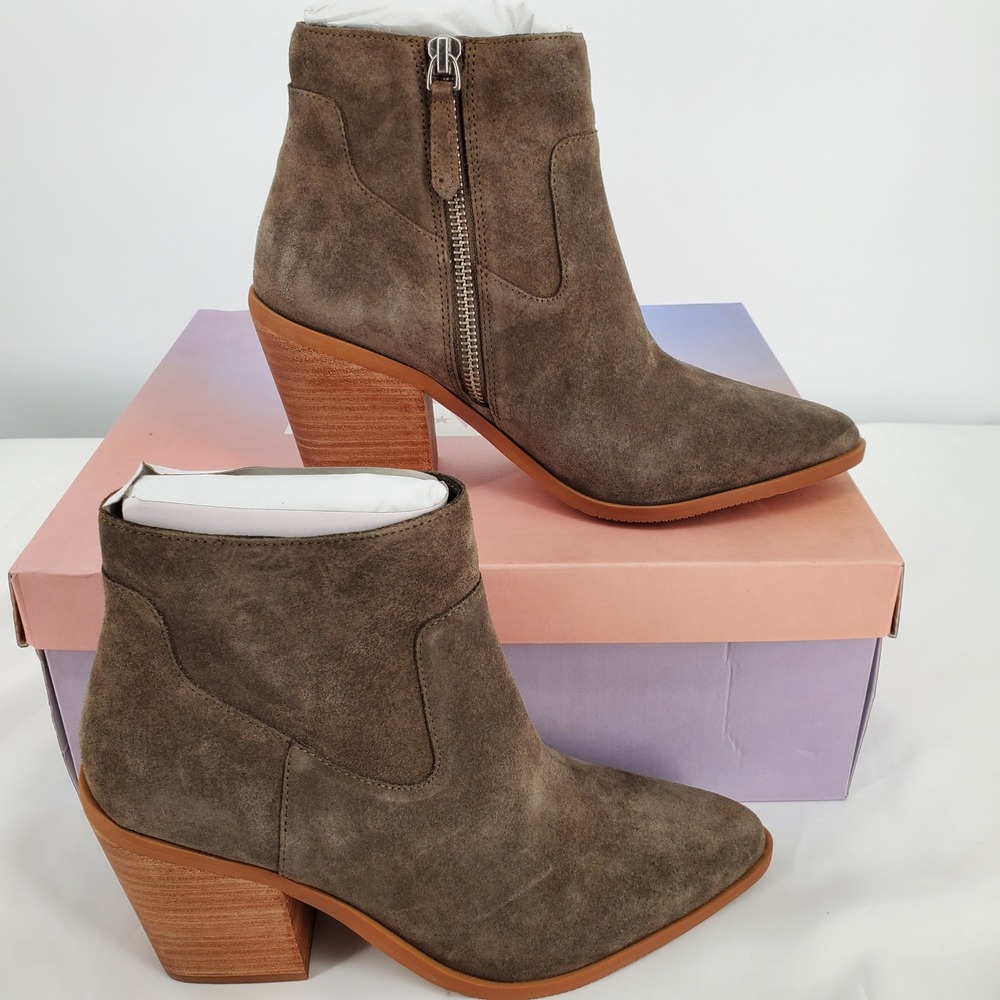Lisa Vicky Womens 6.5M Key-V Suede Ankle Boots Stacked Heel‎ DK Olive New In Box
